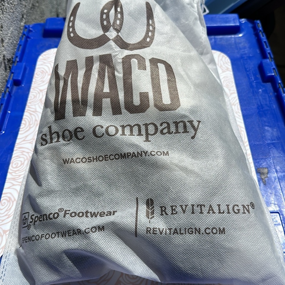 Waco Shoe Company Blue “Dream Big” Dundee Slipper size 9 B - Picture 6 of 6